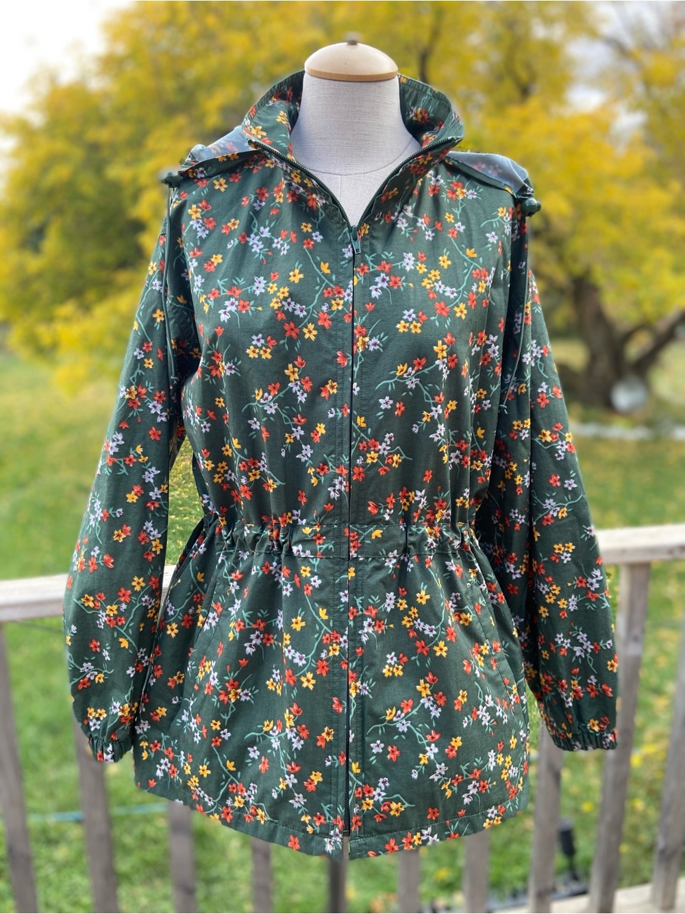 Womens Garden Nylon Windbreaker Forestcore 90s Vintage Light Jacket W/ Hood